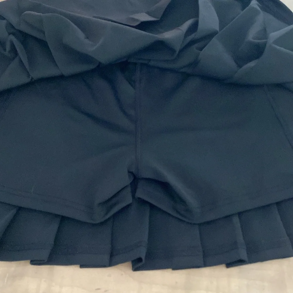 Forever21 Black Pleaded Skirt - Picture 6 of 9